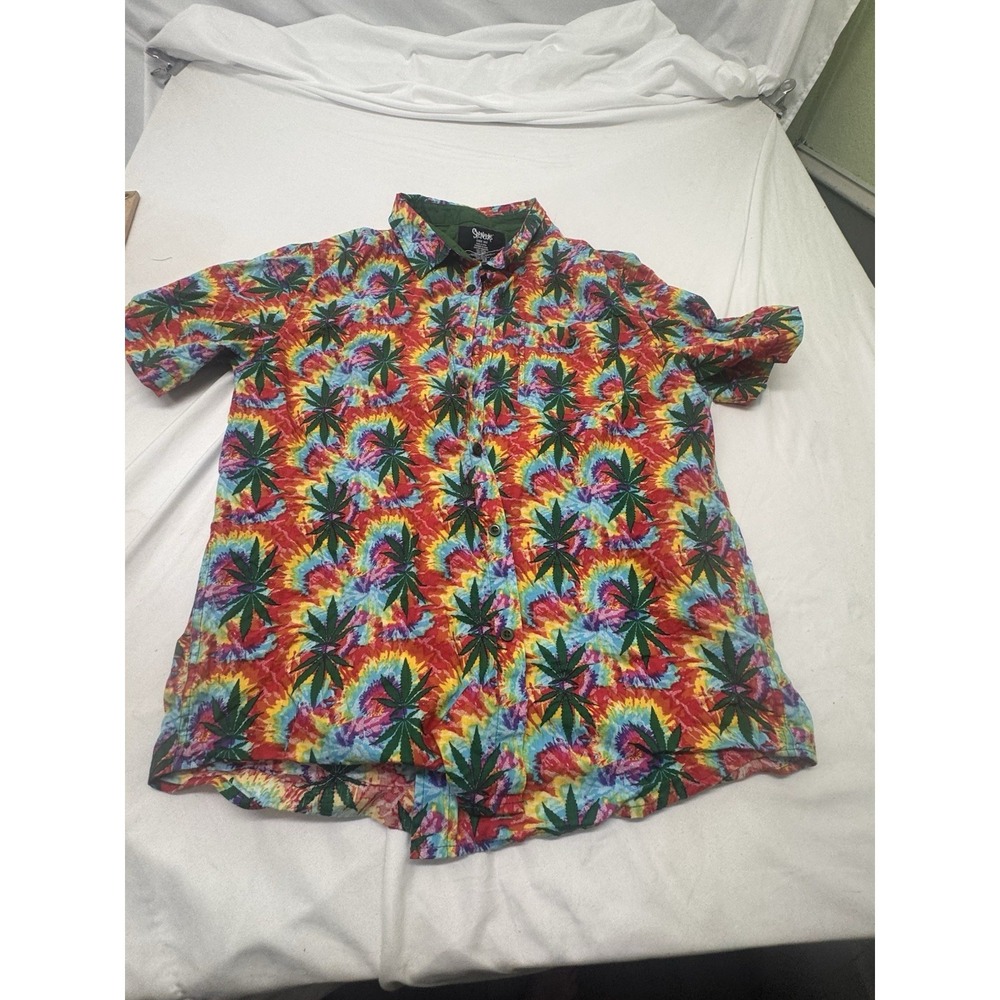 Spencers Multicolor Pot Leaf Print Button Up Shirt Mens Size Medium Tie Dye Retr
